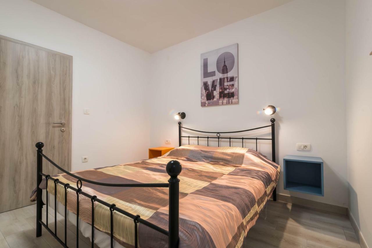 شقة بولا  في Apartman Paola المظهر الخارجي الصورة